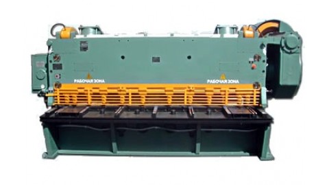 Гильотинные ножницы НА3221