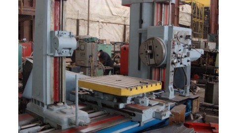 Горизонтально-расточный станок 2620Ф1